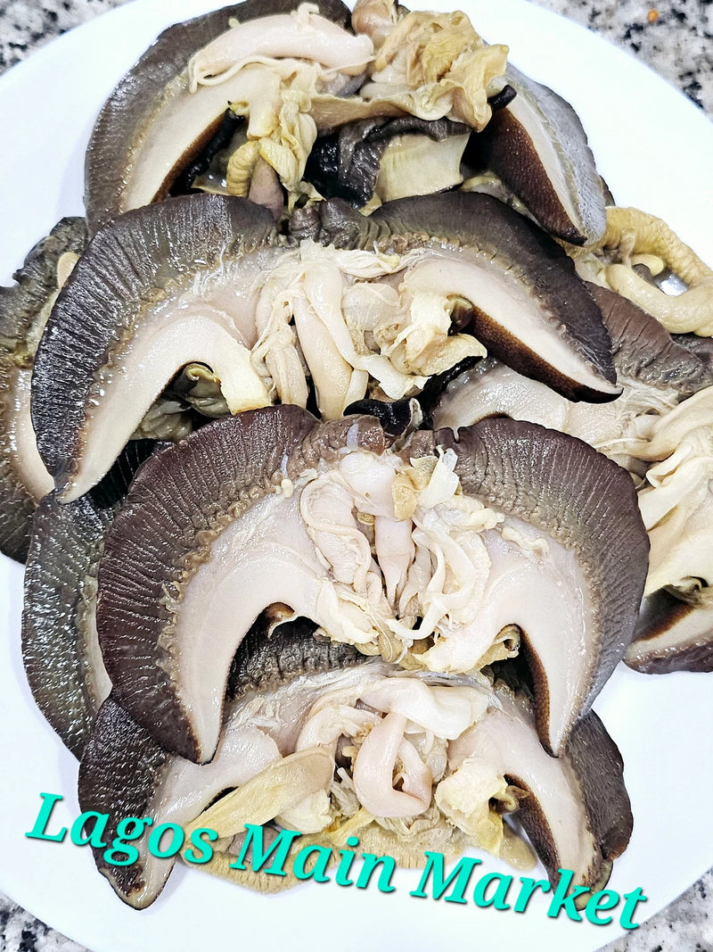 8 Big Fresh Jumbo Organic Snail/ Biggest Size/Washed snails/Jumbo Snail/ Bush snail/ Nigeria Bush Snail/ Igbin/ Thoroughly washed.